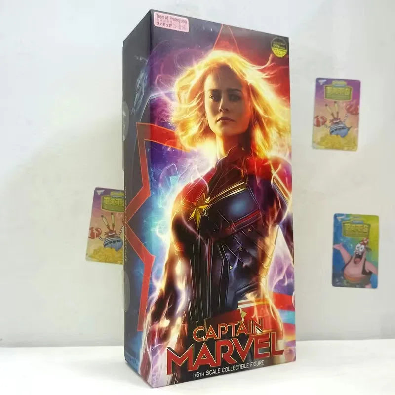 Figurine Collector 1/6 Captain Marvel - Poings Energie Doree