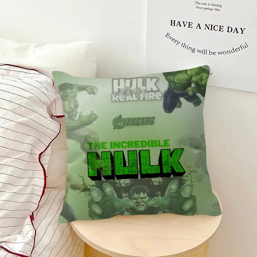 Housse de Coussin Hulk - Pose de Charge Fond Vert