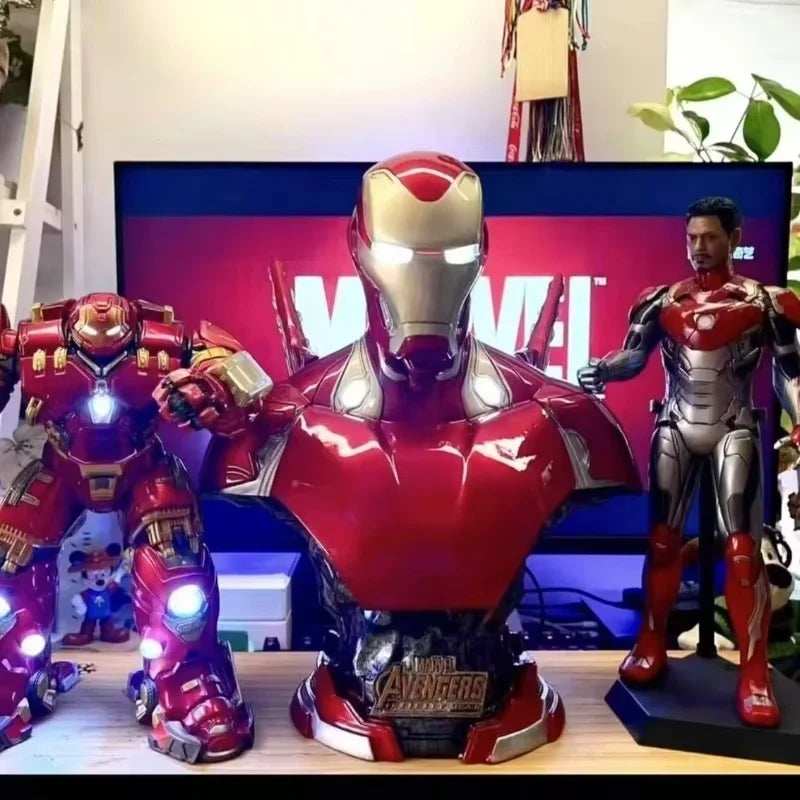 Buste Lumineux Avengers Iron Man - Réacteur Circulaire Poing Levé